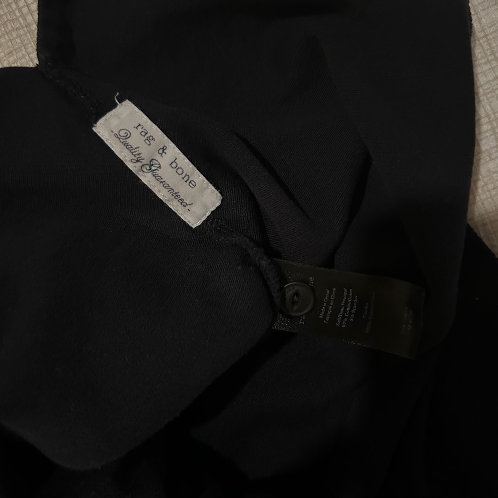 rag & bone | Polo in Black (Small) - Picture 6 of 9